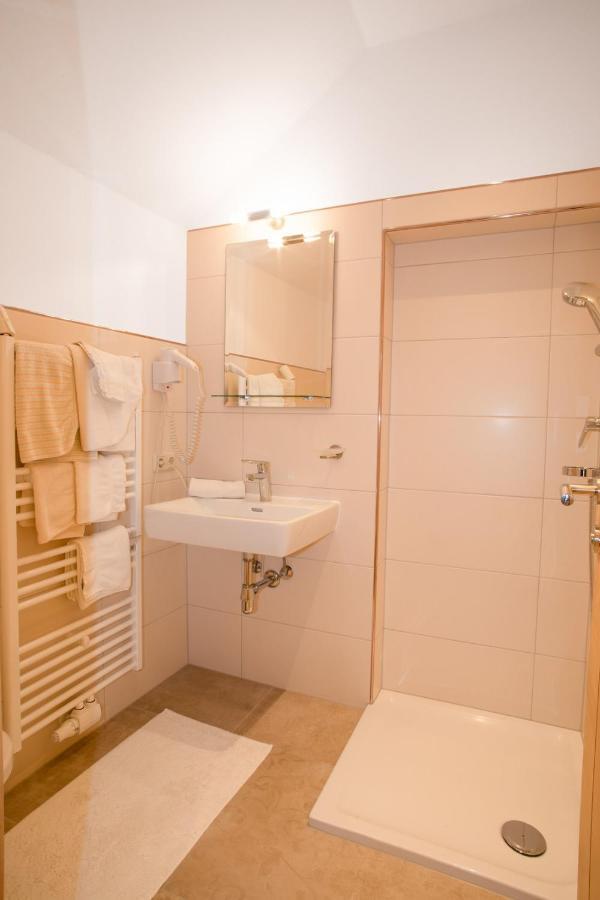 Haus Hamatli Apartment Sankt Anton am Arlberg Ngoại thất bức ảnh